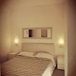 Sweet Dreams Hotel 2*